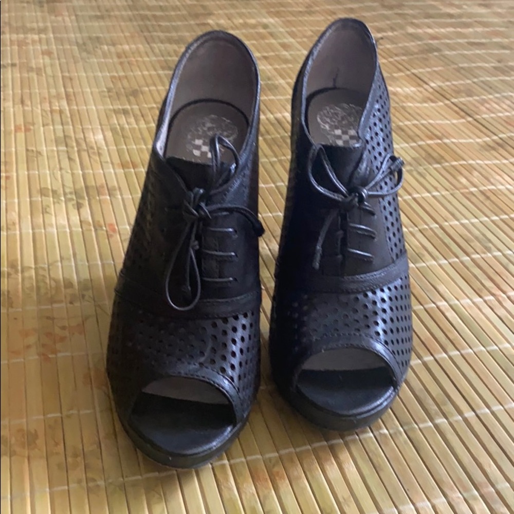 Vince Camino peep toe booties